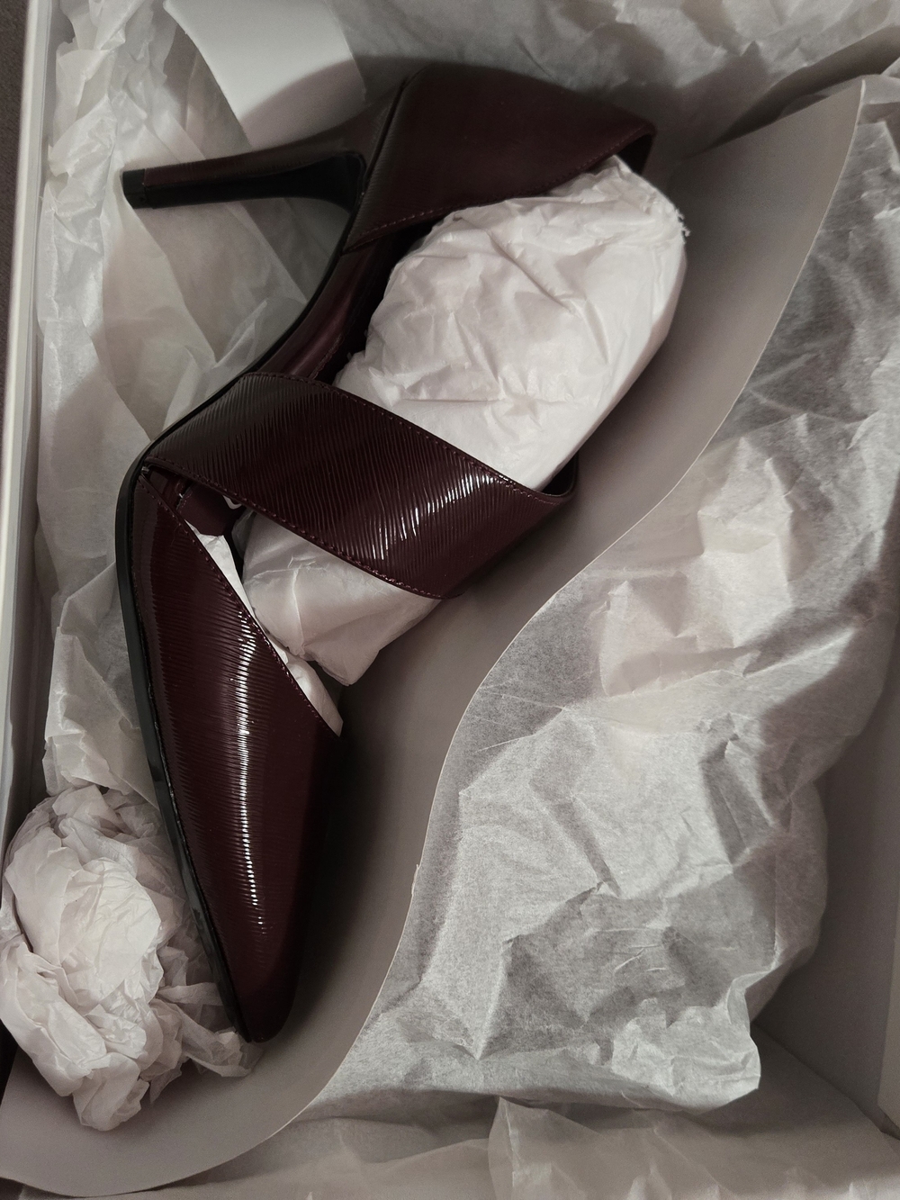 Calvin Klein Burgundy Pointed-Toe Crisscross Pump